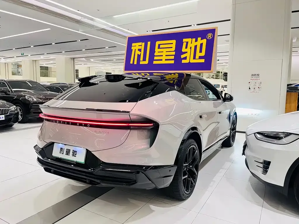 Lotus Eletre 2023 из CN, фото 10