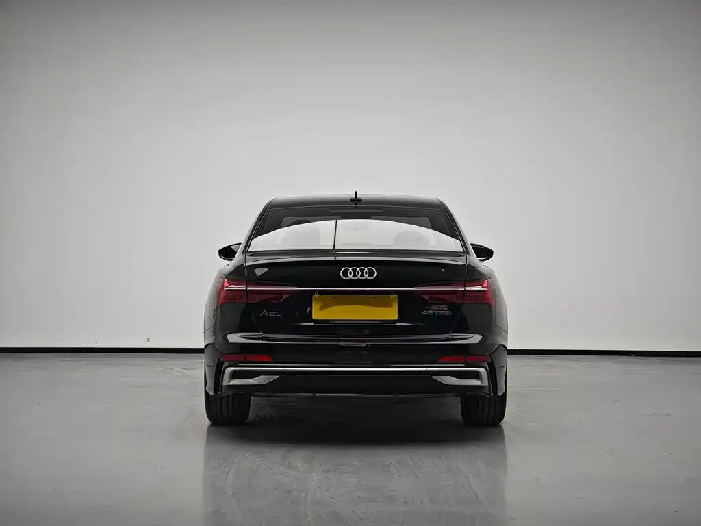 Audi A6L 2023 из CN, фото 2