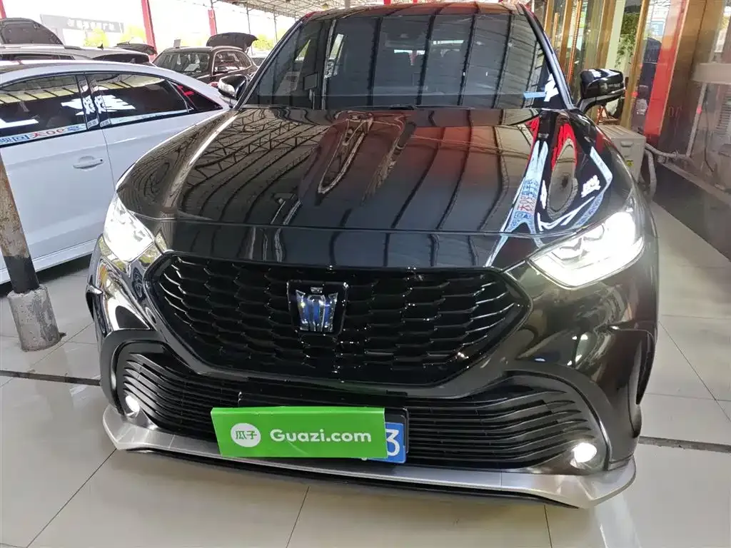 Toyota Crown Kluger 2024 из CN, фото 3
