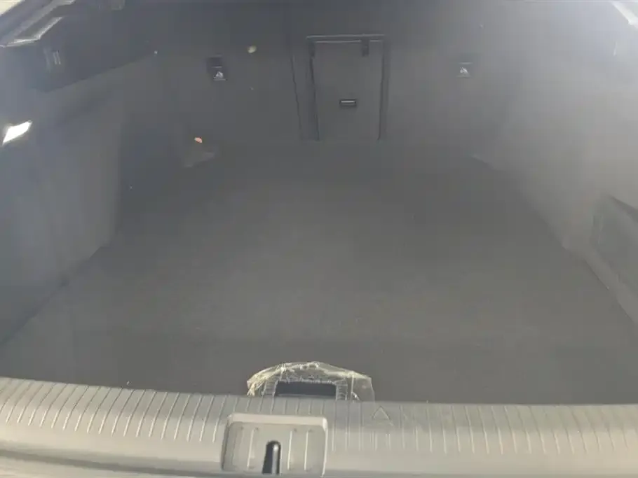 Volkswagen CC 2022 из CN, фото 2