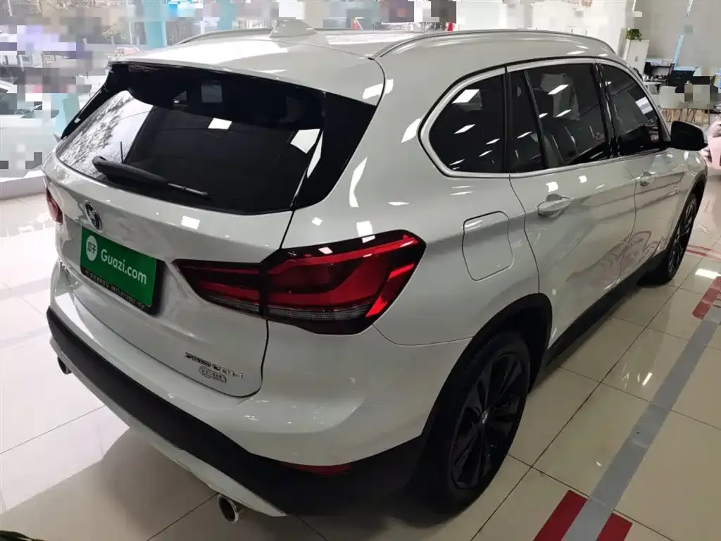 BMW X1 2021 из CN, фото 3