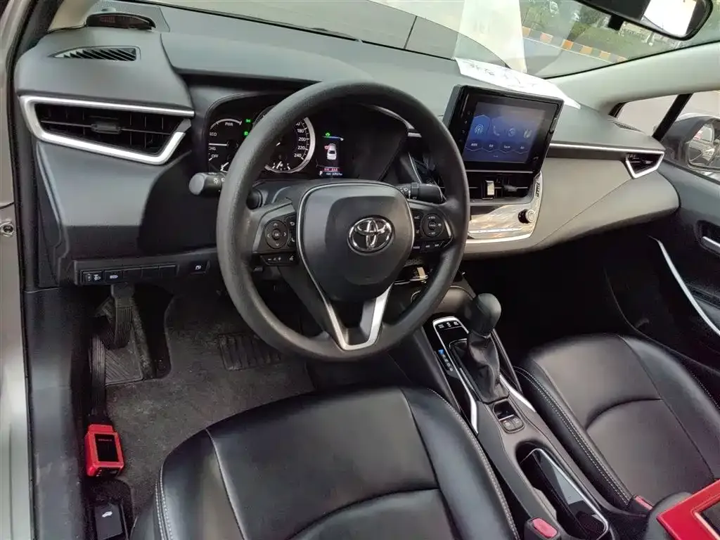 Toyota Corolla 2021 из CN, фото 10