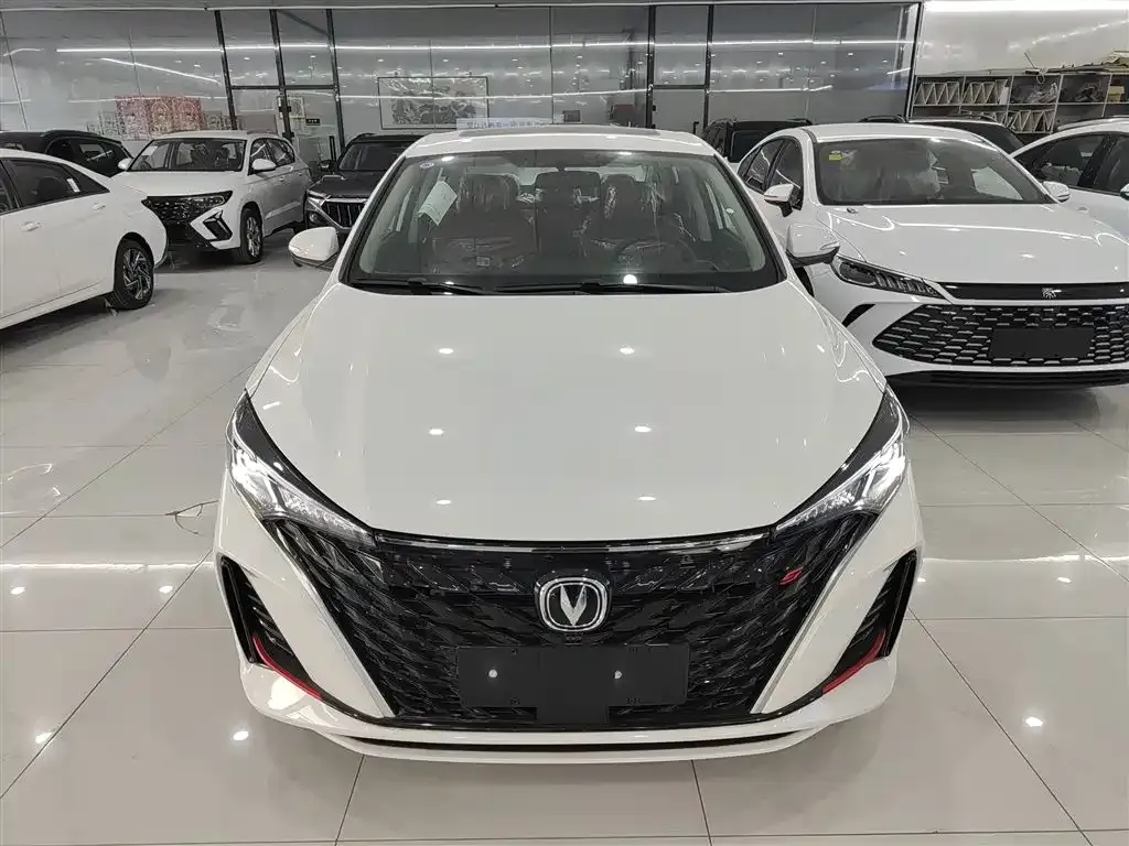 Changan Eado 2025 из CN, фото 4
