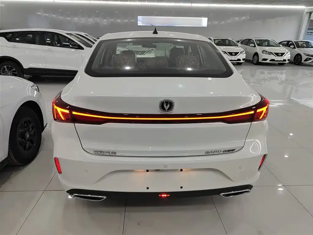 Changan Eado 2025 из CN, фото 9