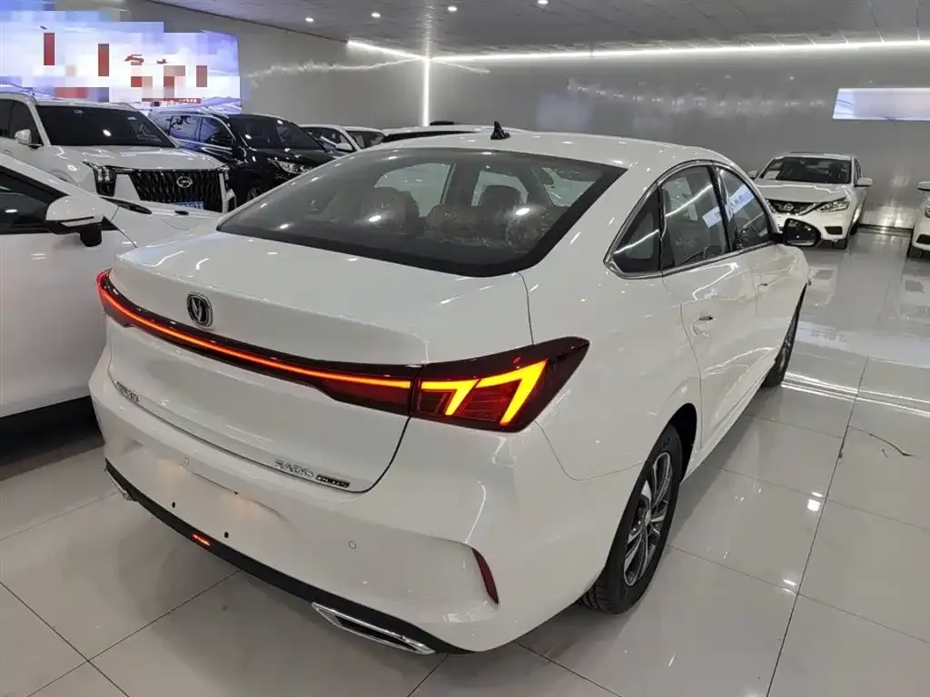 Changan Eado 2025 из CN, фото 2