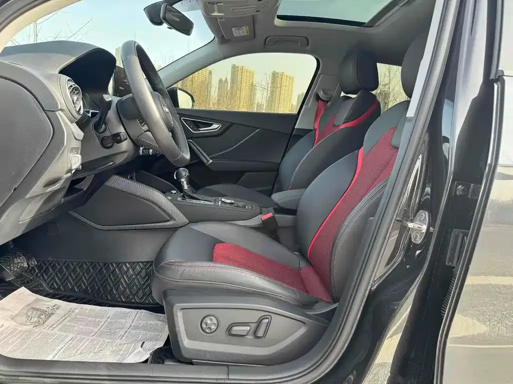 Audi Q2L 2021 из CN, фото 4