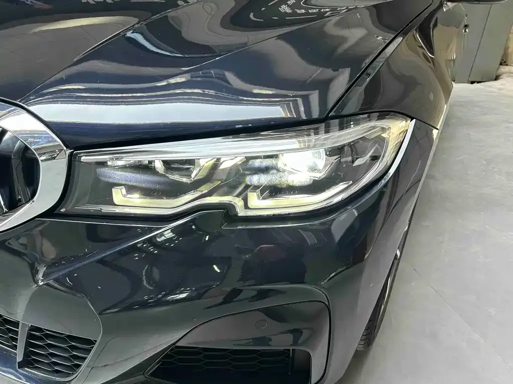 [object Object] 3 Series 2022 из CN, фото 2