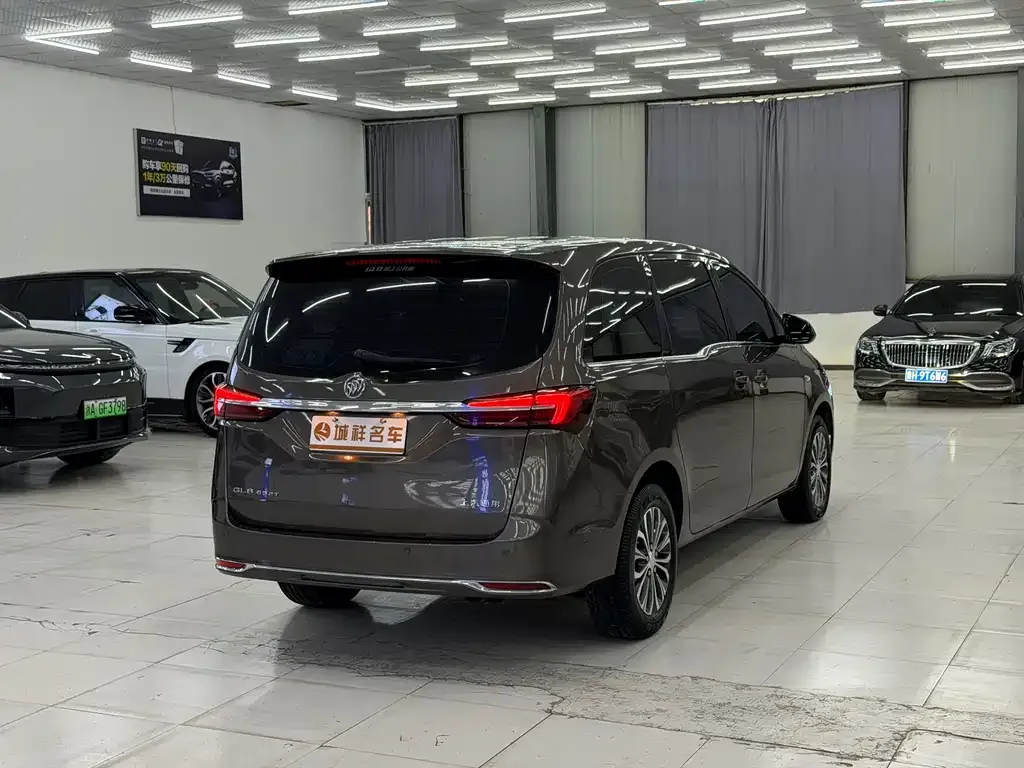Buick GL8 2021 из CN, фото 4