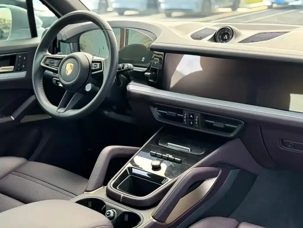 Porsche Cayenne 2024 из CN, фото 9