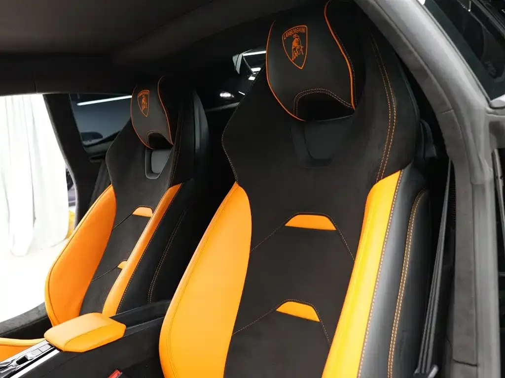 Lamborghini Huracan 2024 из CN, фото 3