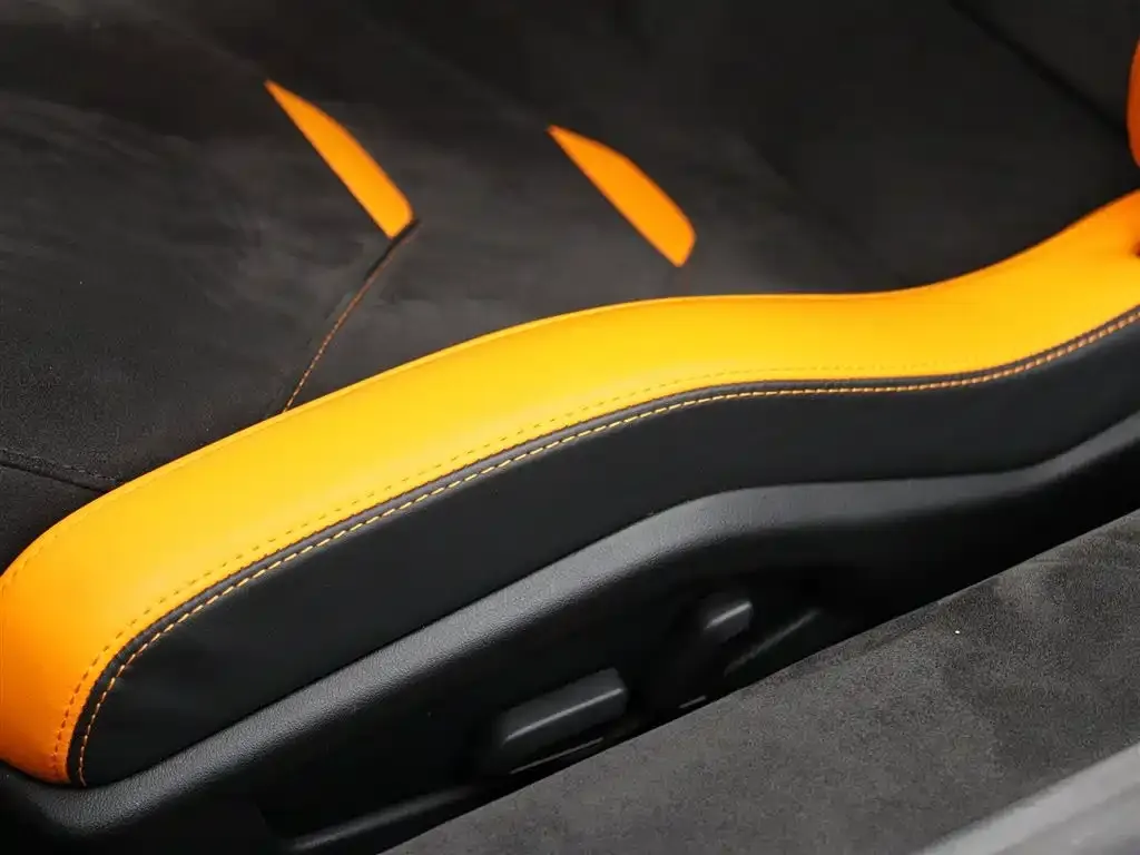 Lamborghini Huracan 2024 из CN, фото 2