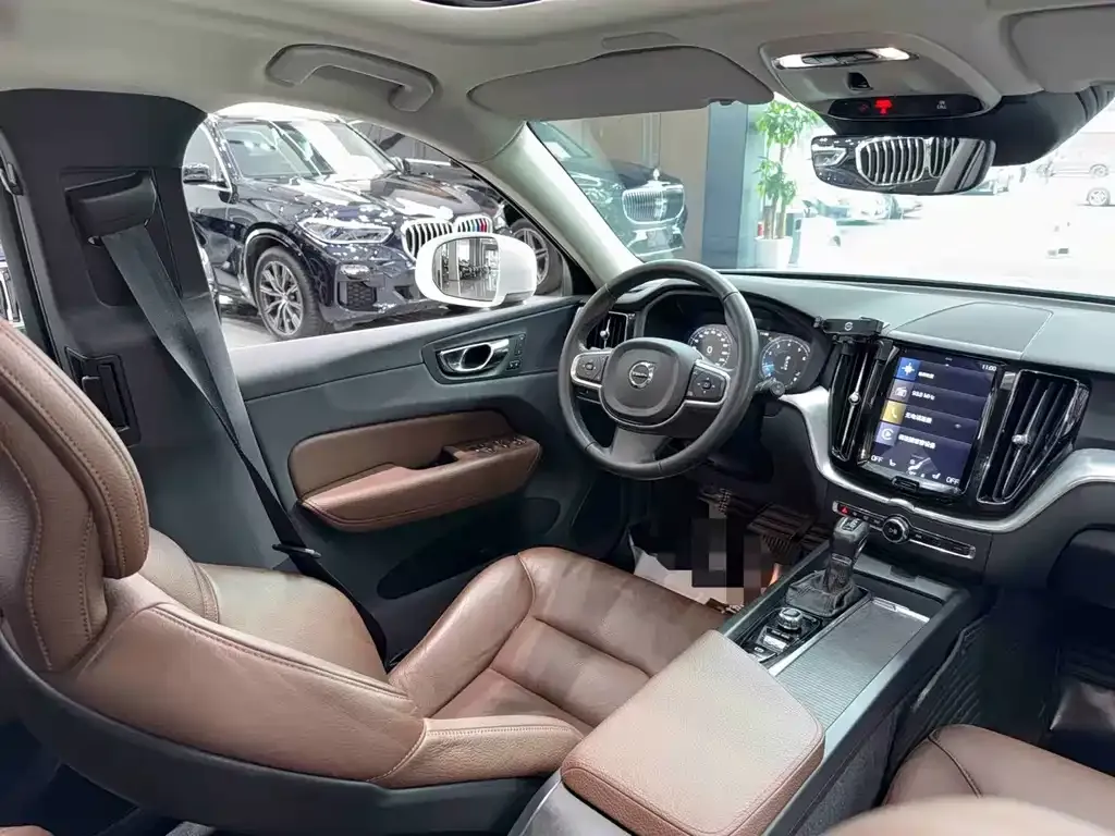 Volvo XC60 2022 из CN, фото 10