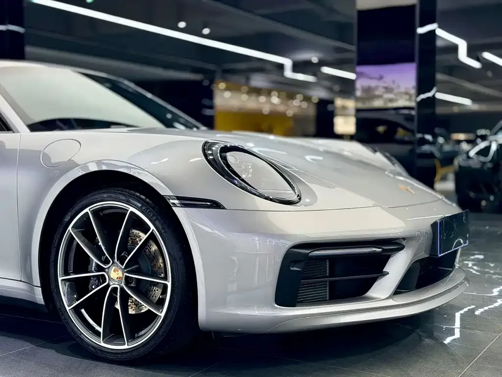 Porsche 911 2024 из CN, фото 4