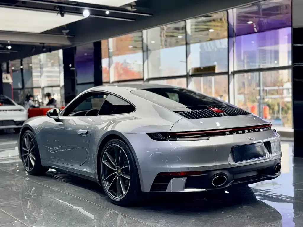 Porsche 911 2024 из CN, фото 7