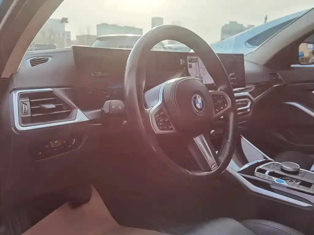BMW i3 2023 из CN, фото 2