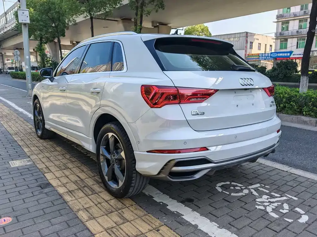 Audi Q3 2023 из CN, фото 4