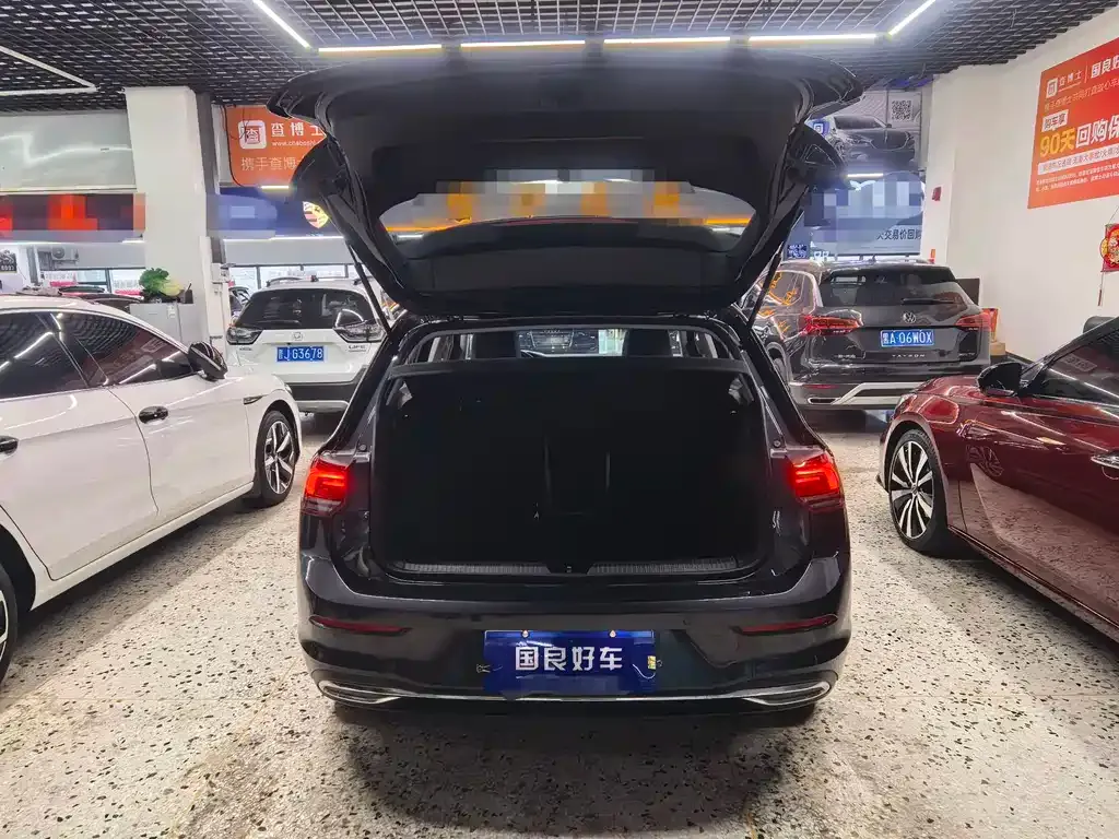 Volkswagen Golf 2022 из CN, фото 9