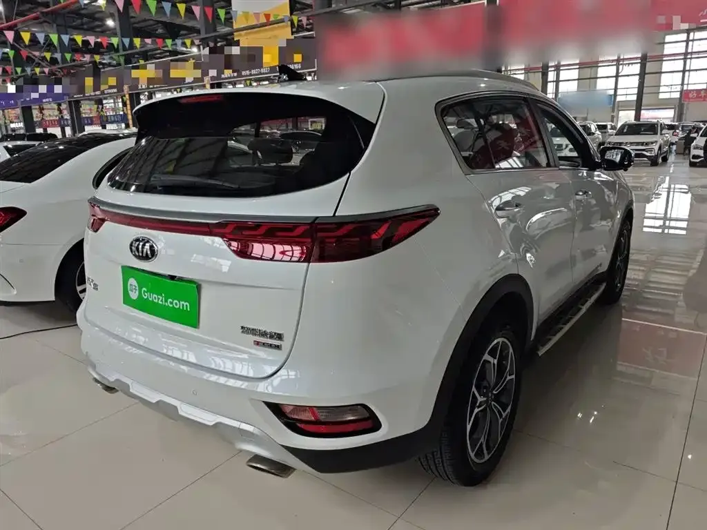 Kia KX5 2021 из CN, фото 2