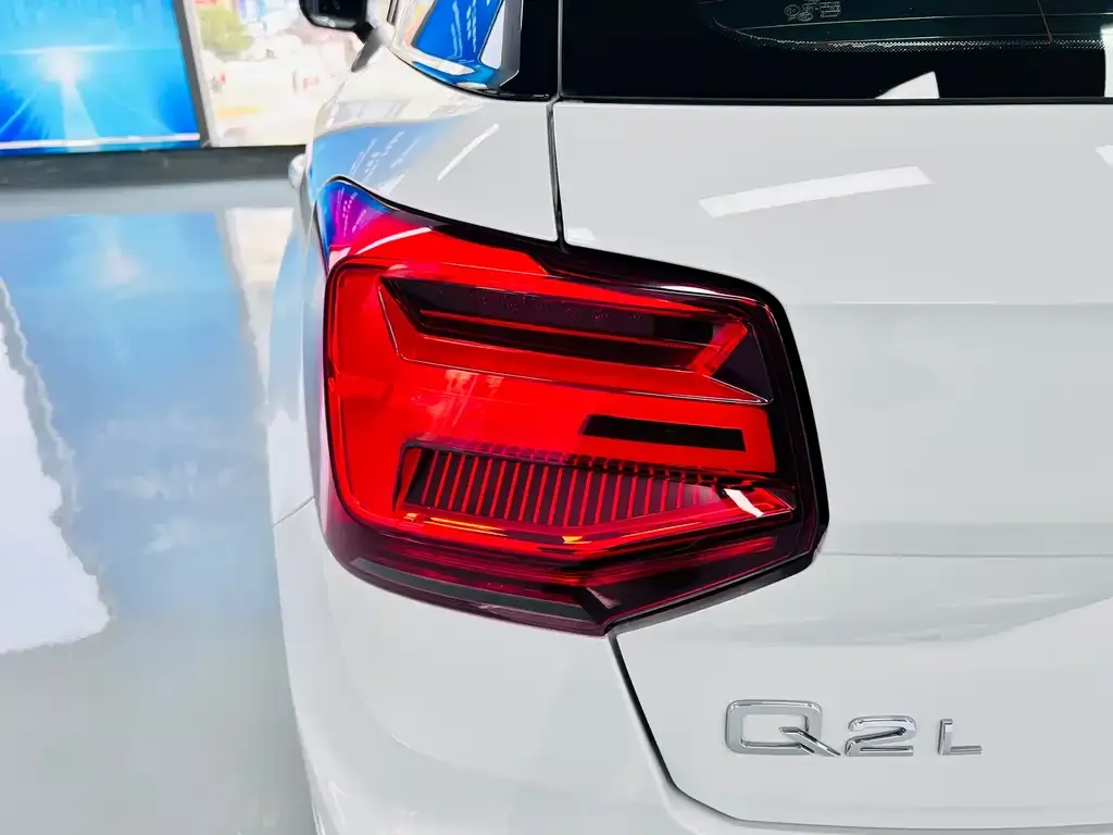 Audi Q2L 2022 из CN, фото 3