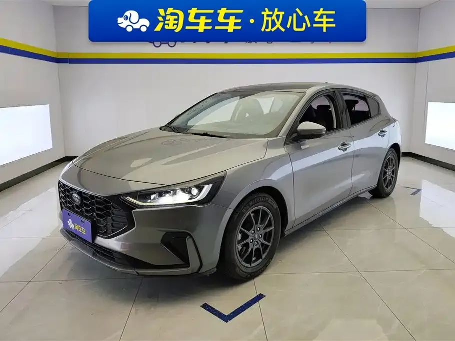 Ford Focus 2023 из CN, фото 1