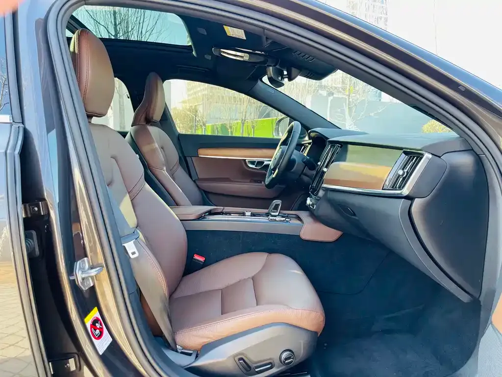 Volvo S90 2022 из CN, фото 5