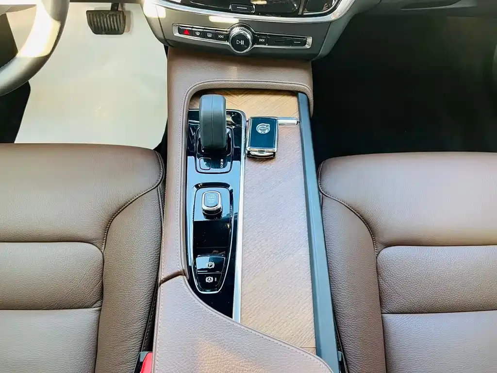 Volvo S90 2022 из CN, фото 8