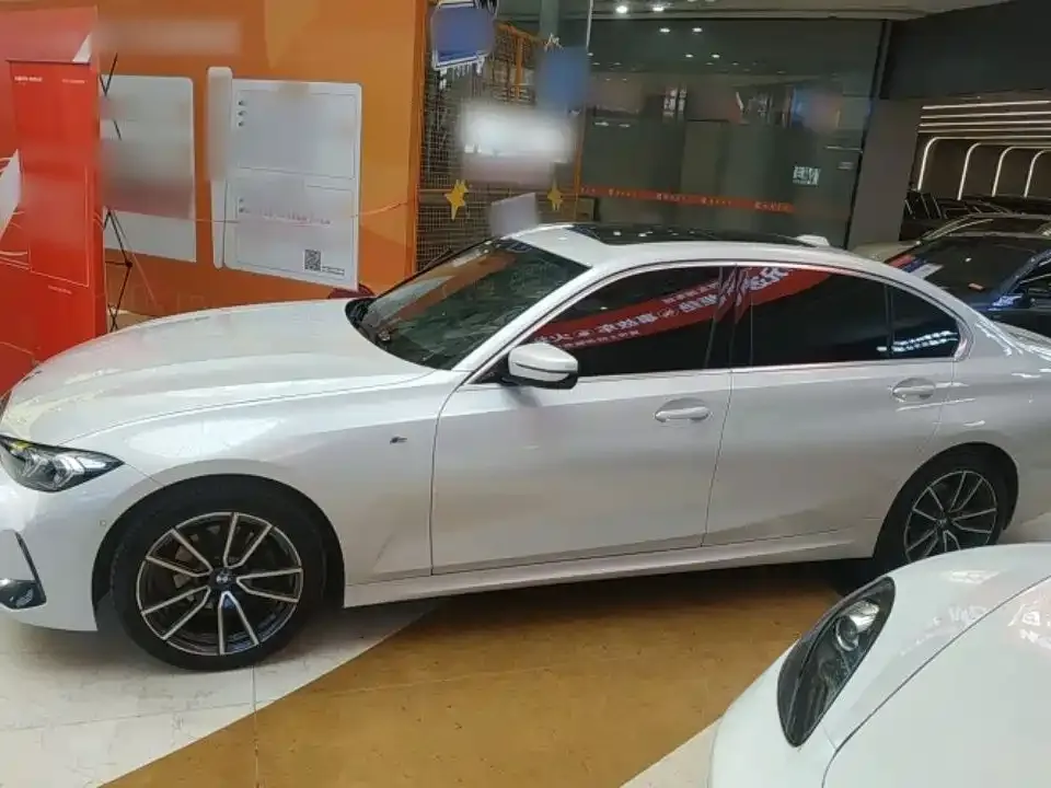 BMW 3 Series 2022 из CN, фото 6