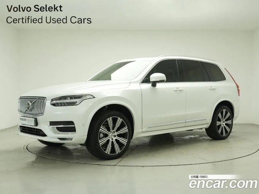 Volvo XC90 — фото 1