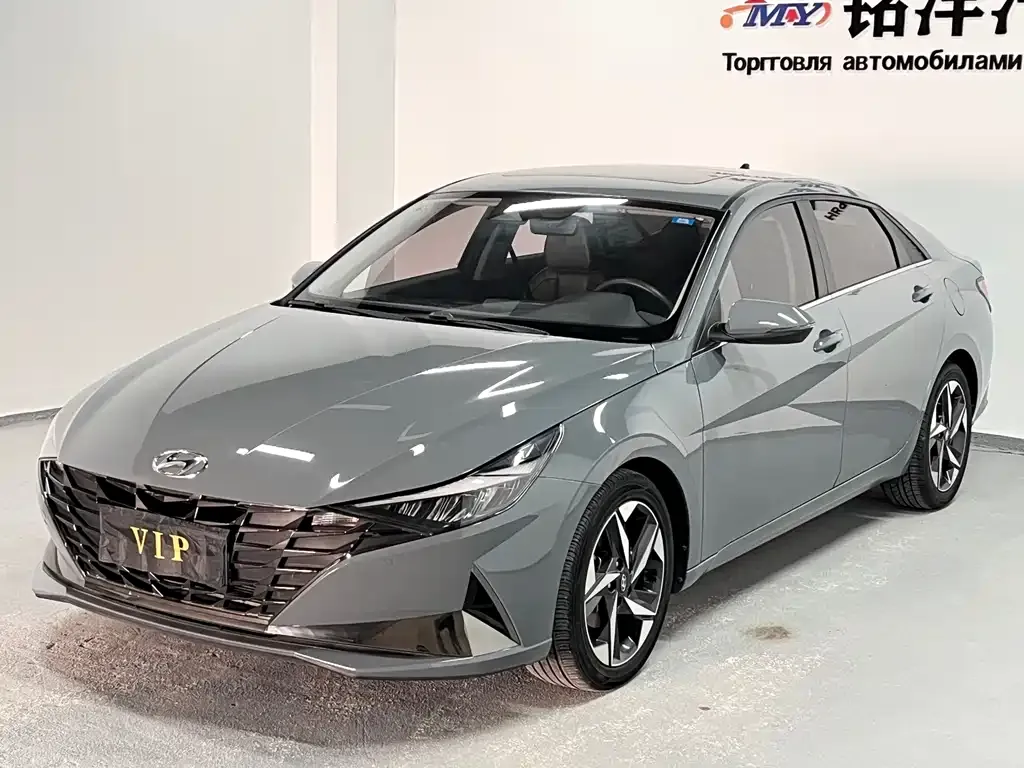 Hyundai Elantra 2023 из CN, фото 1