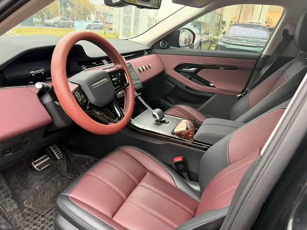 Land Rover Evoque 2025 из CN, фото 2