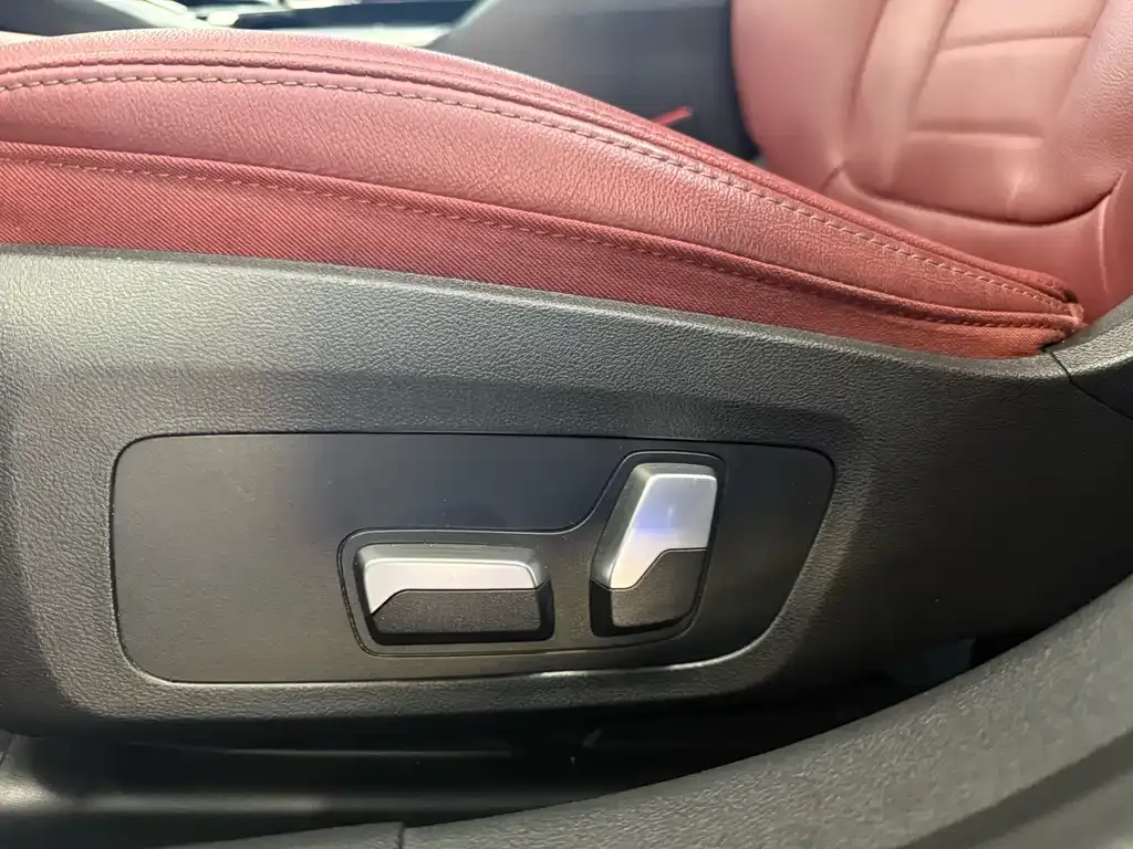 BMW 3 Series 2021 из CN, фото 9