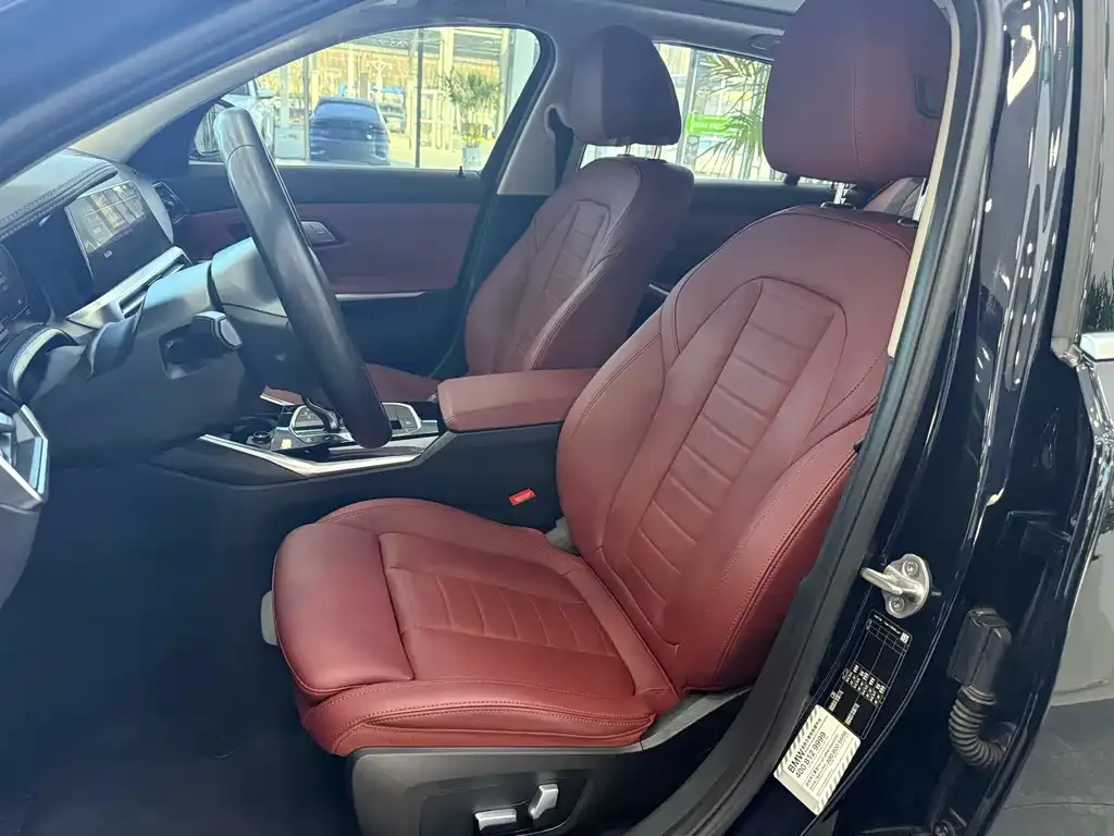 BMW 3 Series 2021 из CN, фото 7