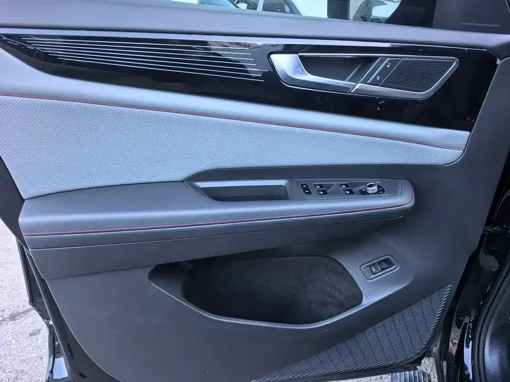 Volkswagen Teramont 2023 из CN, фото 3
