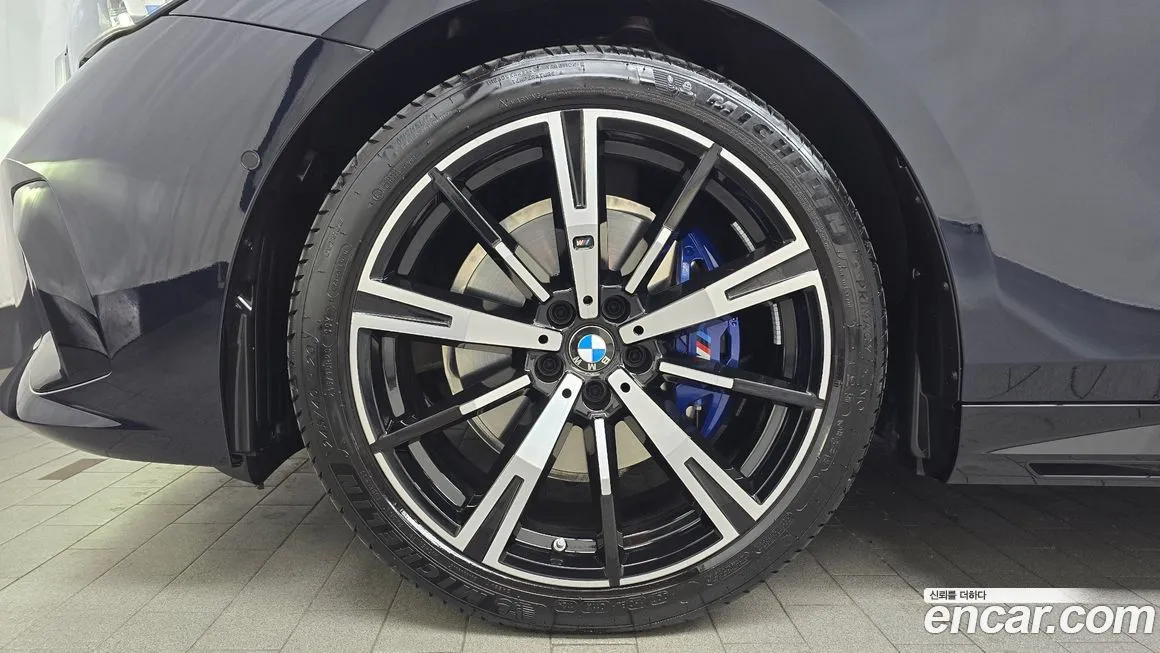BMW 5-Series 2024 из KR, фото 6