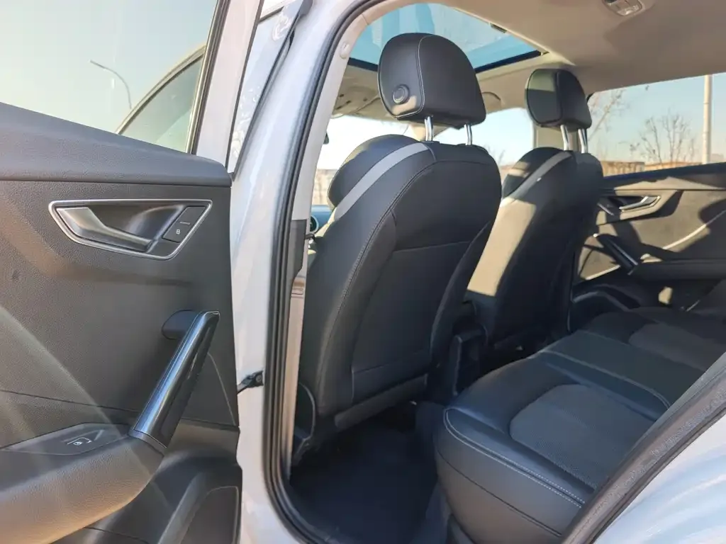 Audi Q2L 2021 из CN, фото 6