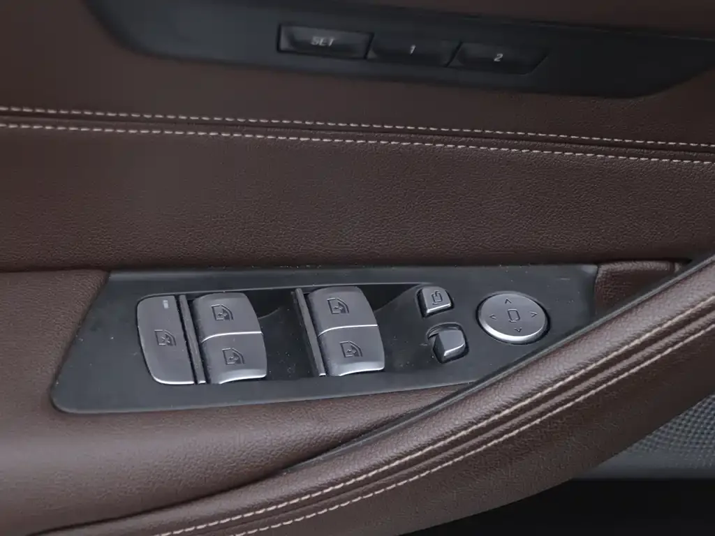 BMW 5 Series New Energy 2022 из CN, фото 8