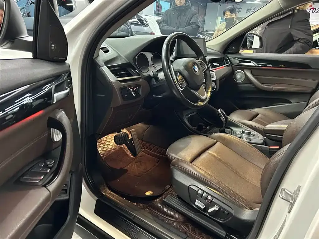 BMW X1 2022 из CN, фото 2