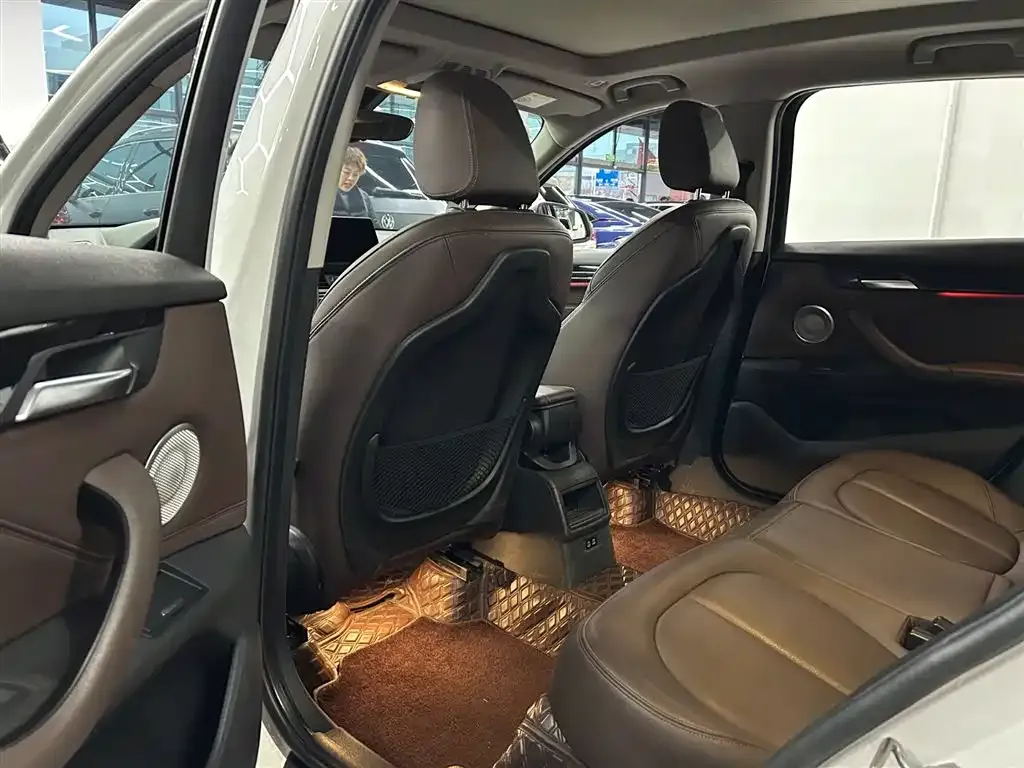 BMW X1 2022 из CN, фото 3