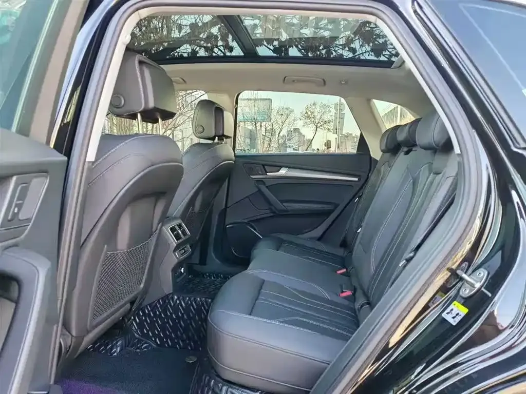 Audi Q5L 2023 из CN, фото 4