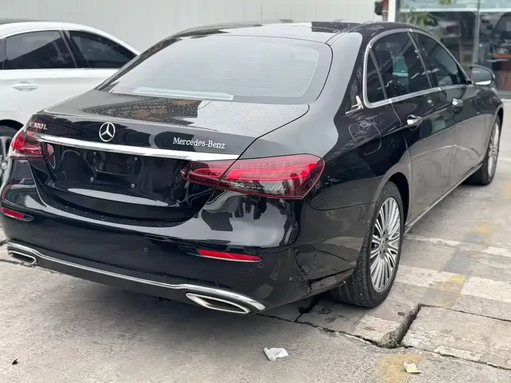 Mercedes-Benz E-Class 2022 из CN, фото 4