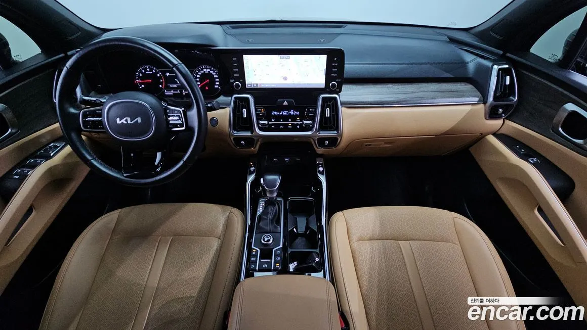 Kia Sorento — фото 7