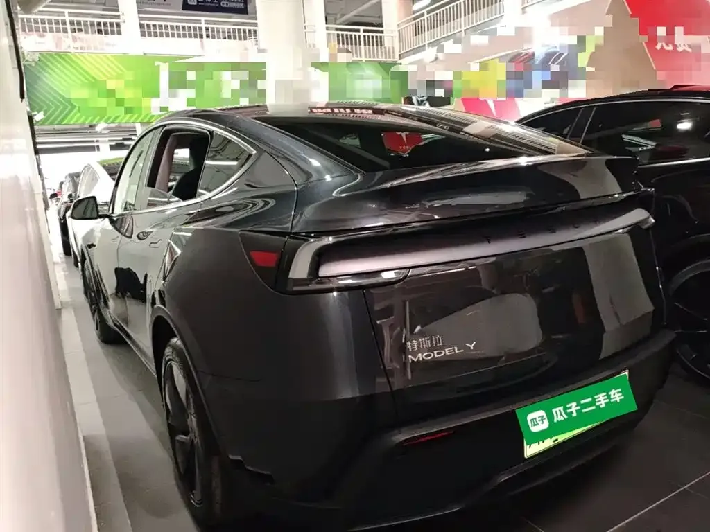 Tesla Model Y 2025 из CN, фото 5