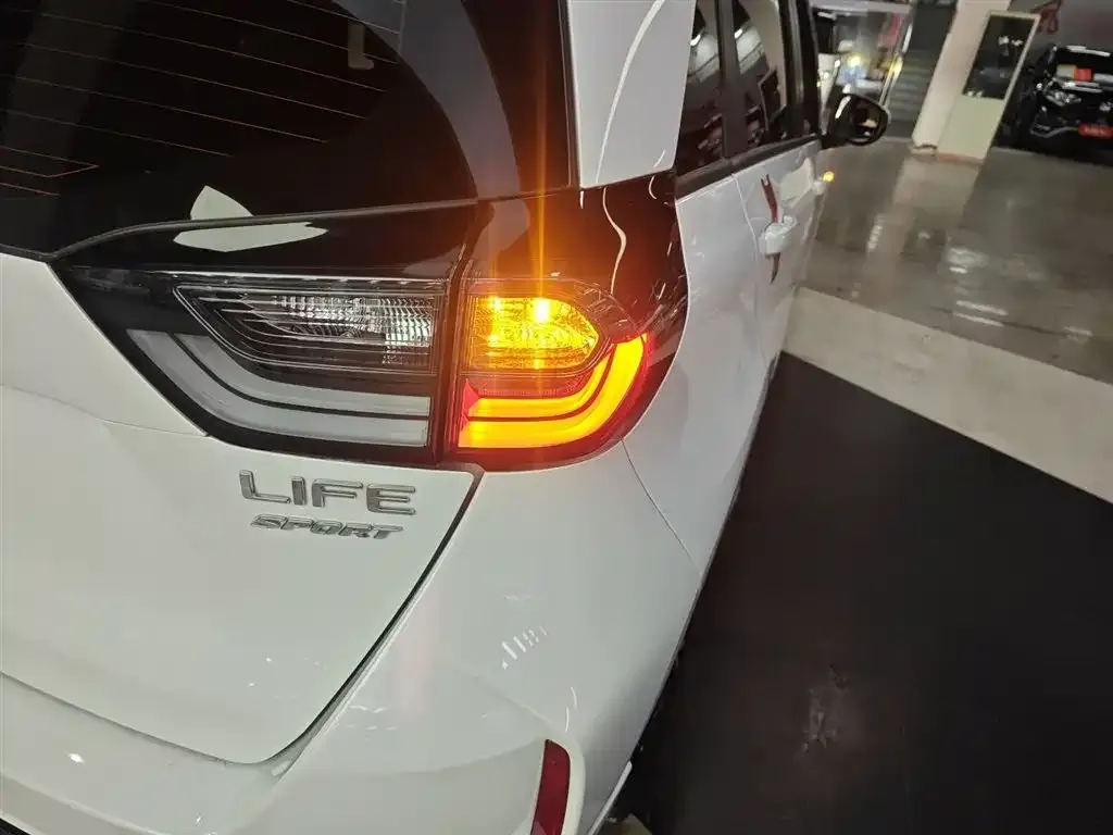Honda Life 2023 из CN, фото 8