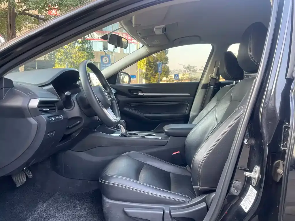 Nissan Teana — фото 4