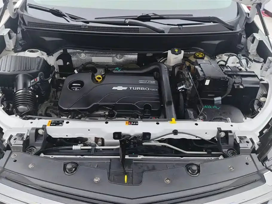 Chevrolet Equinox 2022 из CN, фото 10
