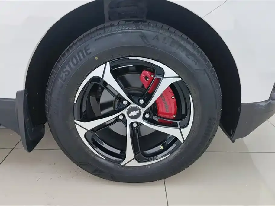 Chevrolet Equinox 2022 из CN, фото 8