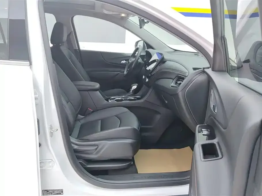 Chevrolet Equinox 2022 из CN, фото 4