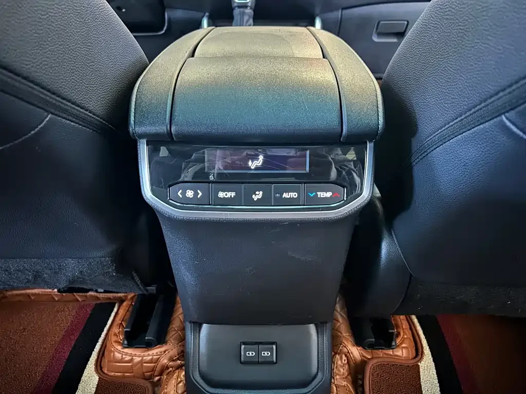 Toyota Highlander 2024 из CN, фото 10