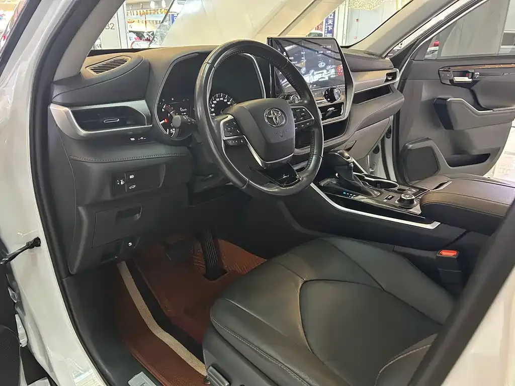 Toyota Highlander 2024 из CN, фото 7