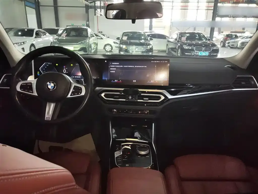 BMW 3 Series 2023 из CN, фото 7